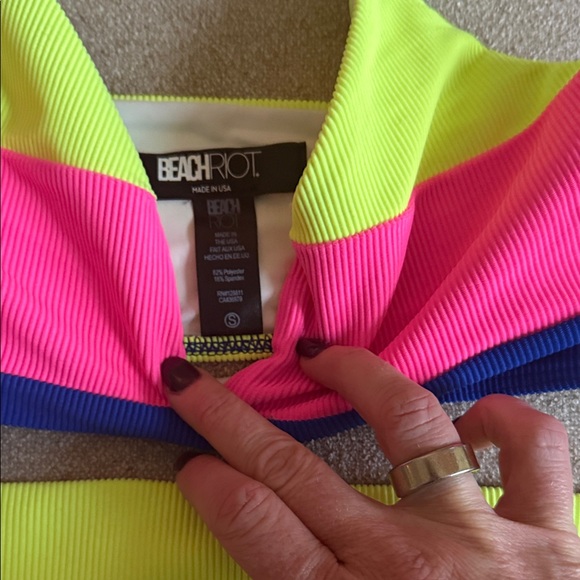 Beach Riot Bikini - Picture 2 of 5